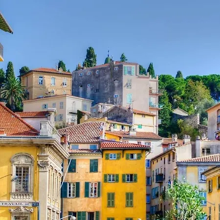 All Renovated, Long Balcony, A/c, Lift, Sunny, 6 Guest